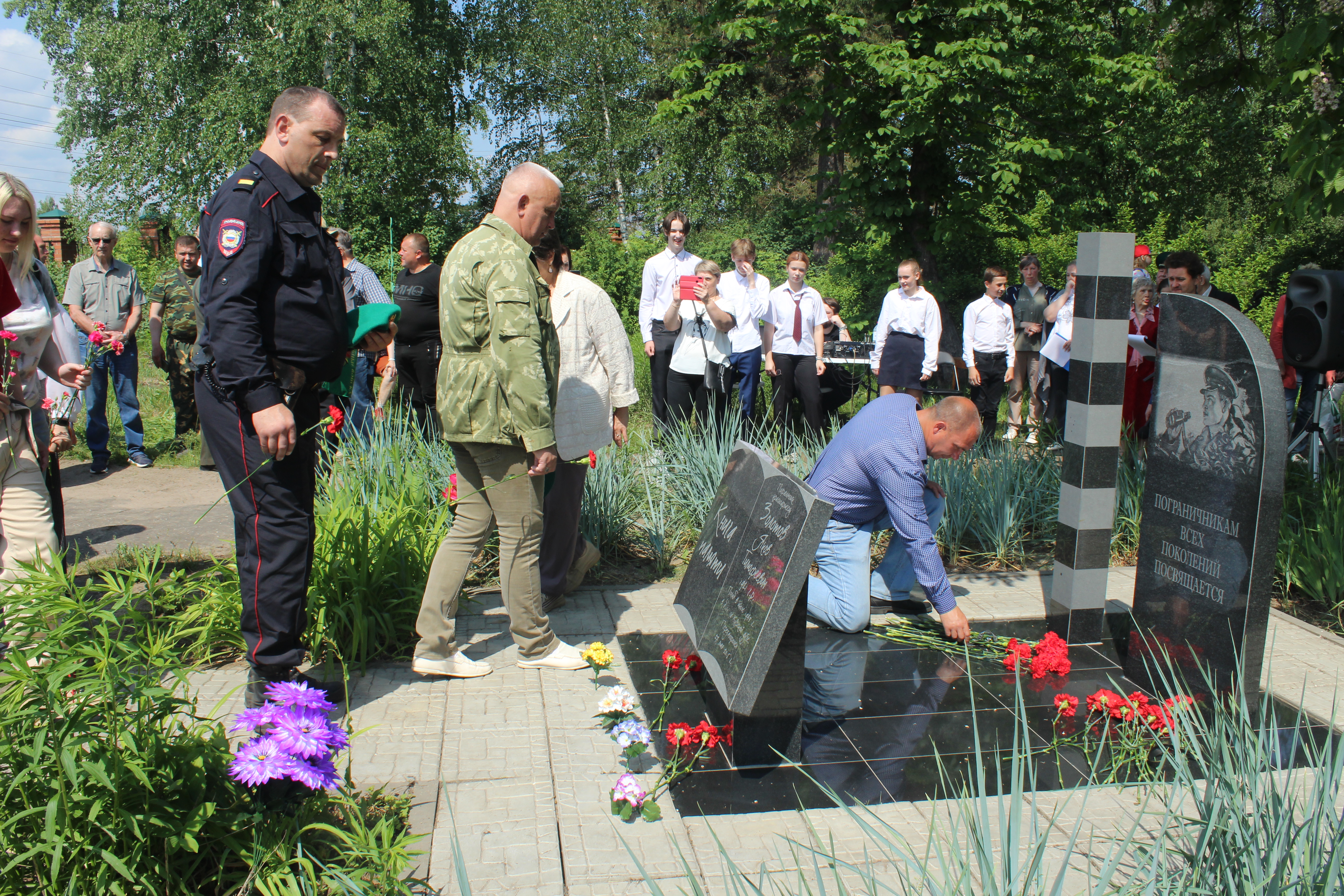 ТОРЖЕСТВЕННЫЙ МИТИНГ НА МЕМОРИАЛЕ «ПОГРАНИЧНИКАМ ВСЕХ ПОКОЛЕНИЙ» В БАЛАХНЕ  — Нижегородский пограничник